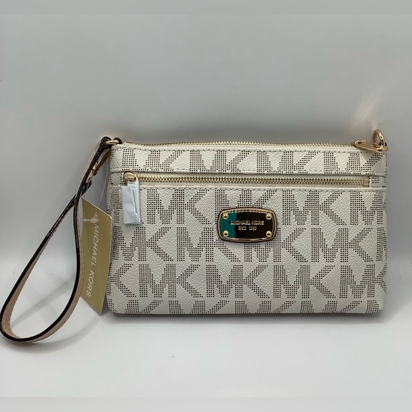 👜 NEW! 👜MICHAEL KORS JET SET LARGE WRISTLET! - Picture 3 of 16